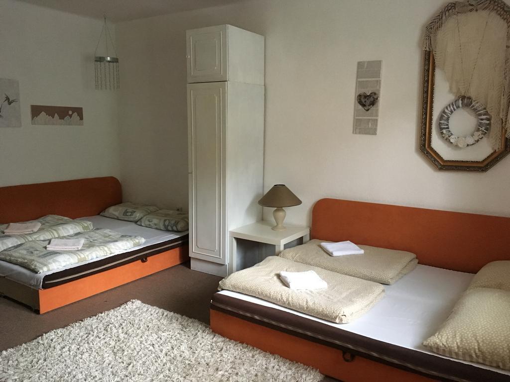 Apartmanovy Dom Kraliky Ngoại thất bức ảnh